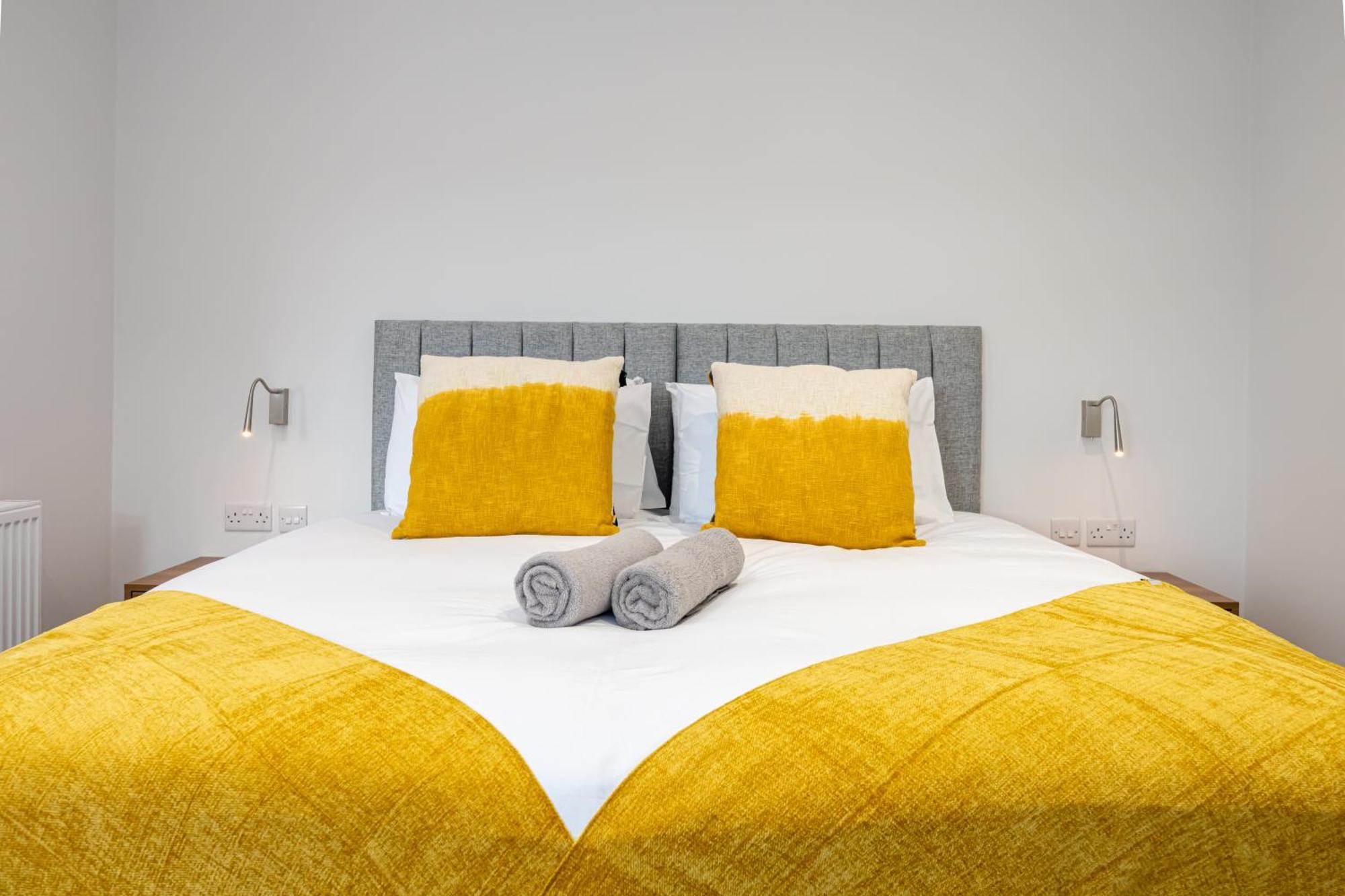 Morecambe Bay Studio Flats Free Parking Beach Front Екстериор снимка